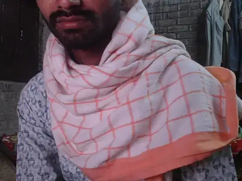 Snapshot of ThethunderPo chatting on November 17, 2025, 2:50 am ThethunderPo online show from November 17, 2025, 2:50 am