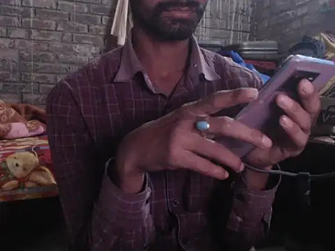 Snapshot of ThethunderPo chatting on November 29, 2025, 7:33 am ThethunderPo online show from November 29, 2025, 7:33 am