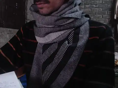 Snapshot of ThethunderPo chatting on December 4, 2025, 3:21 pm ThethunderPo online show from December 4, 2025, 3:21 pm