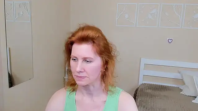 FoxySophia online show from February 3, 2025, 4:52 pm