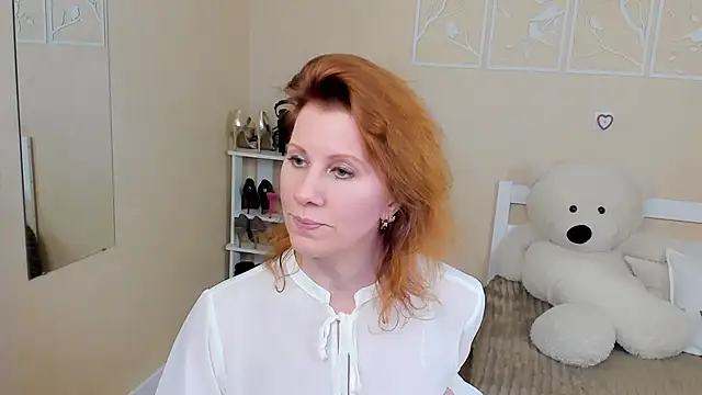 FoxySophia online show from March 6, 2025, 6:41 am