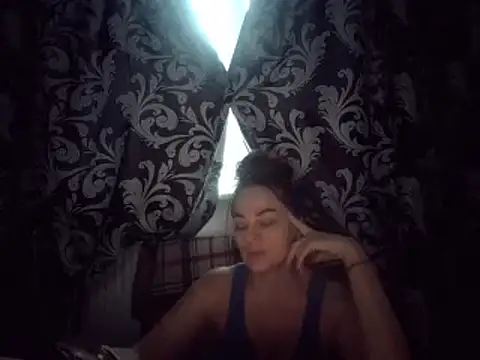 Snapshot of LindaStarS chatting on February 21, 2025, 3:21 pm LindaStarS online show from February 21, 2025, 3:21 pm