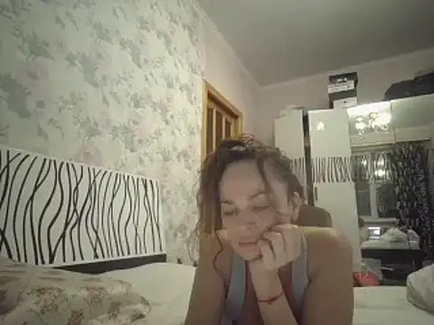 Snapshot of LindaStarS chatting on February 27, 2025, 7:04 pm LindaStarS online show from February 27, 2025, 7:04 pm