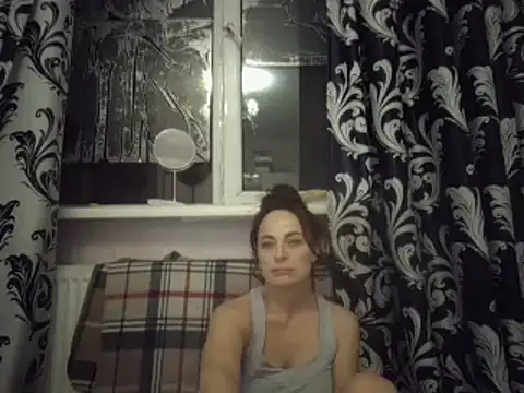 Snapshot of LindaStarS chatting on March 1, 2025, 5:05 pm LindaStarS online show from March 1, 2025, 5:05 pm