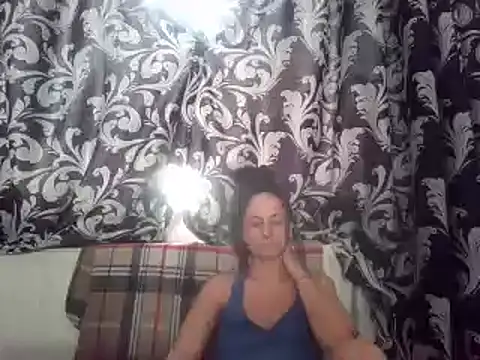 Snapshot of LindaStarS chatting on March 4, 2025, 1:49 pm LindaStarS online show from March 4, 2025, 1:49 pm