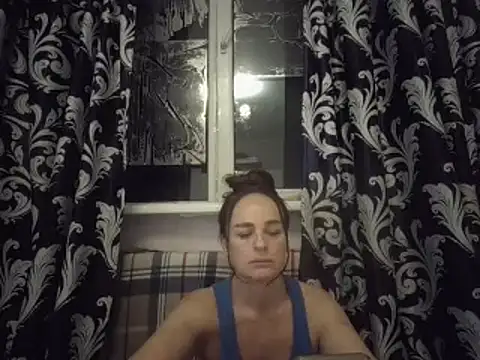 Snapshot of LindaStarS chatting on March 9, 2025, 6:00 pm LindaStarS online show from March 9, 2025, 6:00 pm