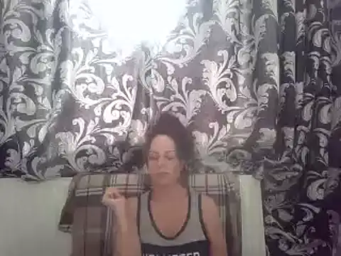 Snapshot of LindaStarS chatting on March 16, 2025, 12:00 pm LindaStarS online show from March 16, 2025, 12:00 pm