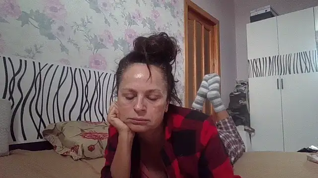 Snapshot of LindaStarS chatting on October 11, 2025, 6:12 am LindaStarS online show from October 11, 2025, 6:12 am