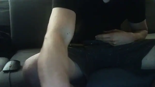 Snapshot of ShyGuyWannaTry chatting on September 11, 2025, 3:28 am ShyGuyWannaTry online show from September 11, 2025, 3:28 am