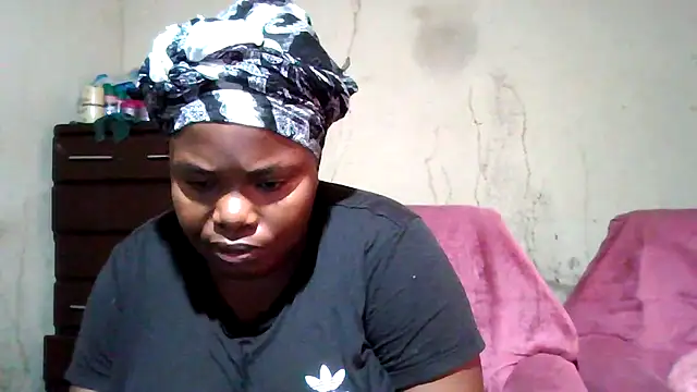 Snapshot of sexybigboobz chatting on November 25, 2025, 4:45 am sexybigboobz online show from November 25, 2025, 4:45 am