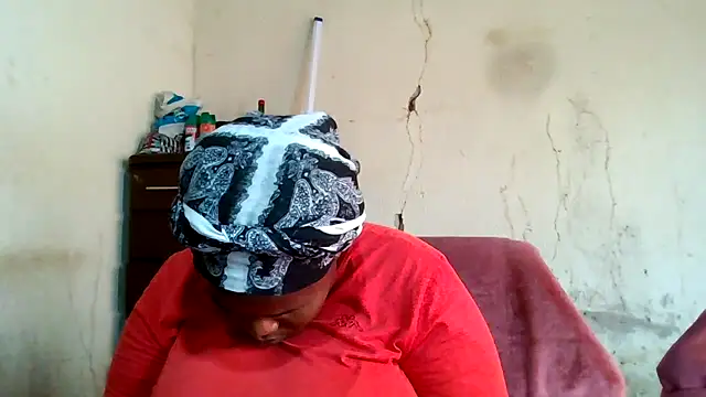 Snapshot of sexybigboobz chatting on November 30, 2025, 7:56 am sexybigboobz online show from November 30, 2025, 7:56 am