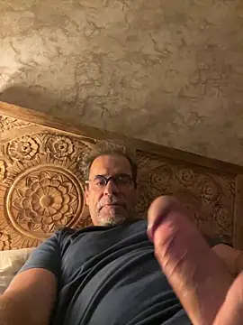 Snapshot of Garfield4You chatting on October 16, 2025, 11:50 pm Garfield4You online show from October 16, 2025, 11:50 pm