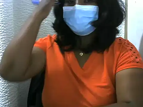 Artinah22 online show from November 6, 2025, 5:58 pm