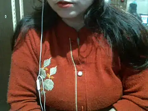 Snapshot of UrsMansi chatting on December 23, 2024, 4:22 am UrsMansi online show from December 23, 2024, 4:22 am