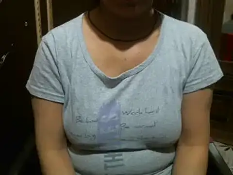 Snapshot of UrsMansi chatting on January 12, 2025, 8:47 pm UrsMansi online show from January 12, 2025, 8:47 pm