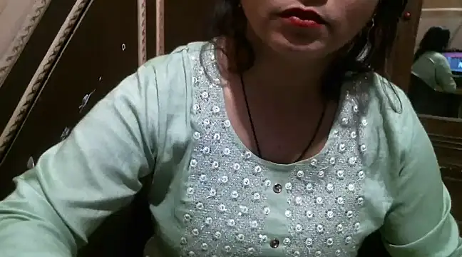 Snapshot of UrsMansi chatting on March 18, 2025, 7:30 am UrsMansi online show from March 18, 2025, 7:30 am