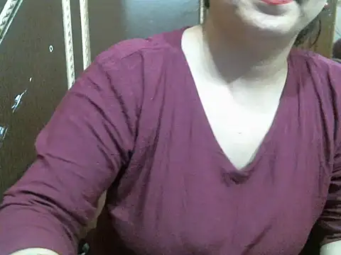 Snapshot of UrsMansi chatting on October 25, 2025, 7:38 am UrsMansi online show from October 25, 2025, 7:38 am