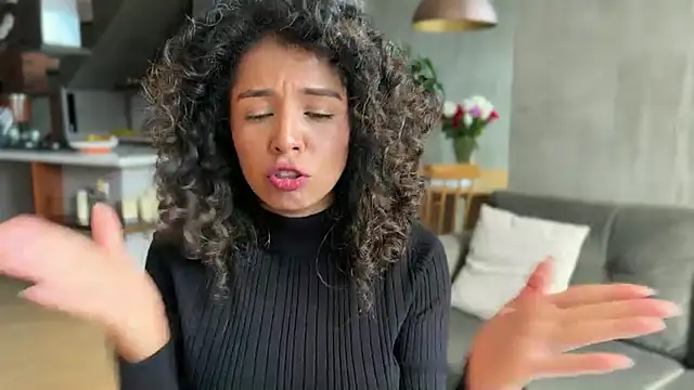 Snapshot of illaroom chatting on February 19, 2025, 7:27 pm illaroom online show from February 19, 2025, 7:27 pm