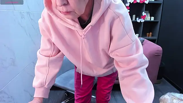 LindaPassionate online show from February 16, 2025, 5:37 am