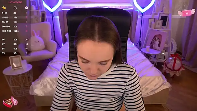 FoxyShy online show from March 13, 2025, 12:46 pm