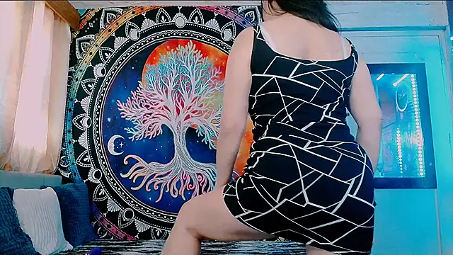 Snapshot of indica_me chatting on March 13, 2025, 12:35 pm indica me online show from March 13, 2025, 12:35 pm