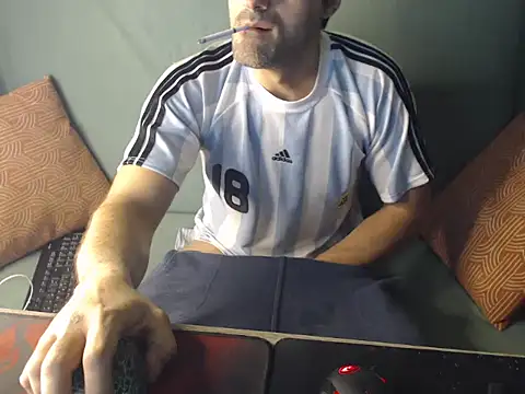 Snapshot of MarkReeds chatting on December 4, 2024, 10:35 am MarkReeds online show from December 4, 2024, 10:35 am