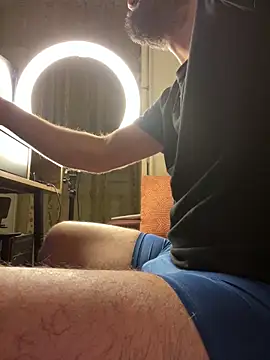 Snapshot of MarkReeds chatting on February 3, 2025, 3:59 pm MarkReeds online show from February 3, 2025, 3:59 pm