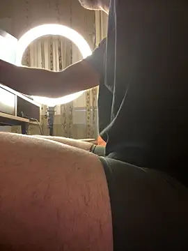 Snapshot of MarkReeds chatting on February 8, 2025, 11:33 am MarkReeds online show from February 8, 2025, 11:33 am