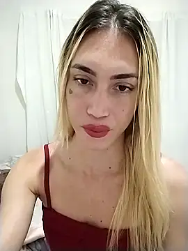 Snapshot of Ellenurach chatting on December 18, 2025, 12:49 am Ellenurach online show from December 18, 2025, 12:49 am