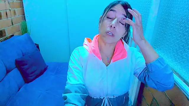 Penelope47 online show from December 27, 2024, 10:05 pm