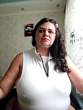 Snapshot of littleRikka chatting on October 10, 2025, 8:24 am littleRikka online show from October 10, 2025, 8:24 am