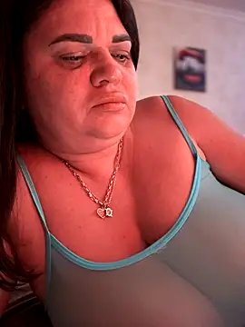 littleRikka online show from November 24, 2025, 10:53 pm