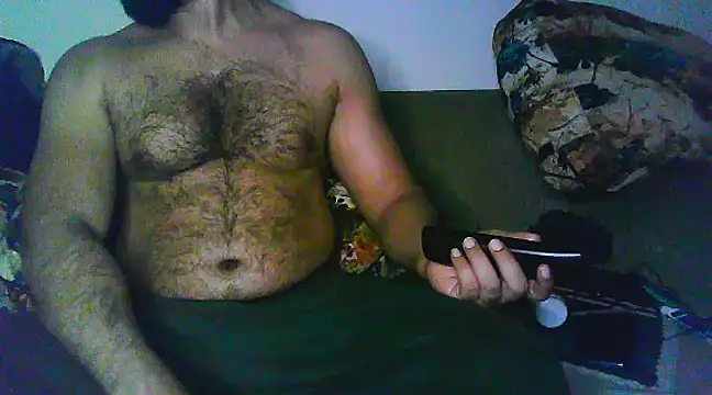 Snapshot of Vbestshow chatting on February 20, 2025, 6:35 pm Vbestshow online show from February 20, 2025, 6:35 pm
