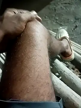 Snapshot of Bengali_BULL1 chatting on September 30, 2025, 4:12 pm Bengali BULL1 online show from September 30, 2025, 4:12 pm