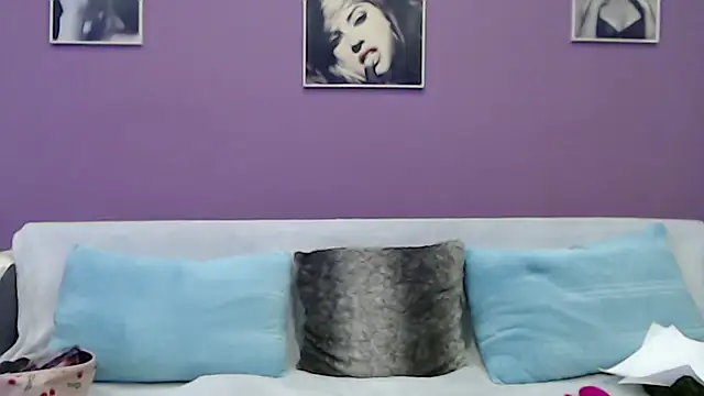 Snapshot of christine33 chatting on March 21, 2025, 3:35 pm christine33 online show from March 21, 2025, 3:35 pm