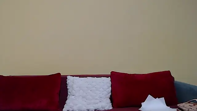 Snapshot of christine33 chatting on October 31, 2025, 2:18 pm christine33 online show from October 31, 2025, 2:18 pm