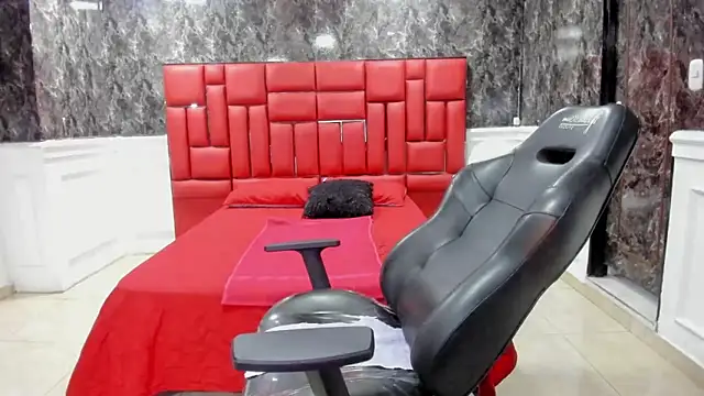 Imyourdirtymilf online show from October 8, 2025, 7:55 pm