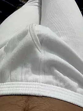 Babyucum4me online show from December 15, 2024, 4:48 pm