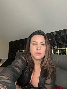 Snapshot of FeliciaHardy_ chatting on December 18, 2024, 6:43 am FeliciaHardy  online show from December 18, 2024, 6:43 am