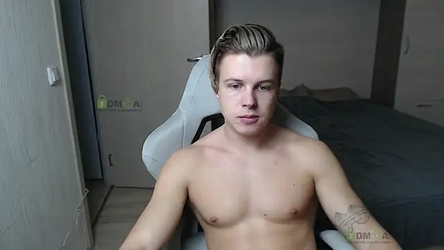 Snapshot of Sunny-Girl1 chatting on February 12, 2025, 2:43 pm Sunny-Girl1 online show from February 12, 2025, 2:43 pm