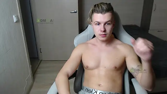 Snapshot of Sunny-Girl1 chatting on March 15, 2025, 5:59 pm Sunny-Girl1 online show from March 15, 2025, 5:59 pm