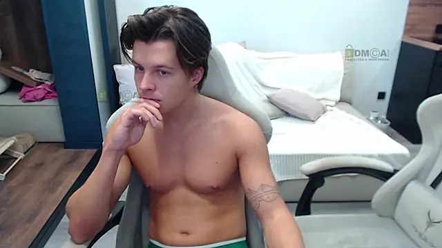 Snapshot of Sunny-Girl1 chatting on October 17, 2025, 8:06 am Sunny-Girl1 online show from October 17, 2025, 8:06 am