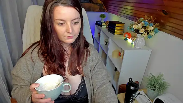 ErinMarshall online show from February 12, 2025, 4:00 pm