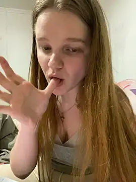 -MimmiLissa- online show from December 10, 2024, 9:43 pm