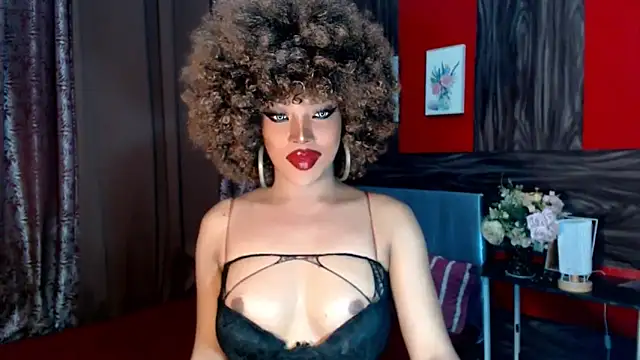 Snapshot of trixxielicious chatting on January 20, 2025, 11:02 am trixxielicious online show from January 20, 2025, 11:02 am