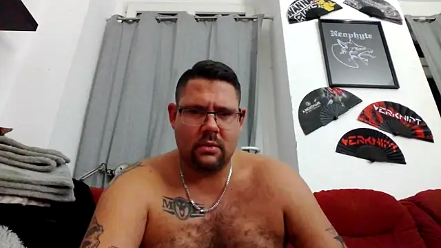 Snapshot of sexykevin17cm chatting on November 14, 2025, 5:44 pm sexykevin17cm online show from November 14, 2025, 5:44 pm