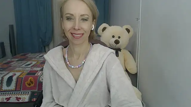LuxuryNika online show from January 20, 2025, 4:01 pm