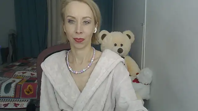 LuxuryNika online show from January 21, 2025, 2:59 pm