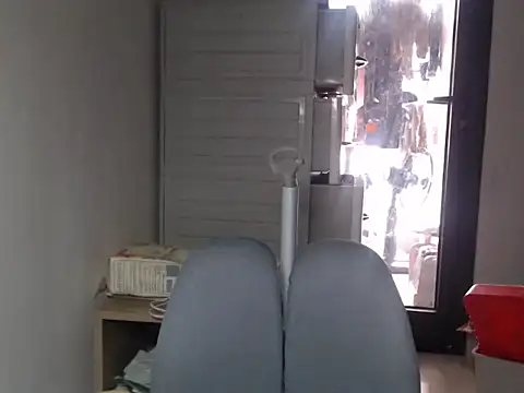 Snapshot of Bigg_Pussyy_Catt chatting on January 2, 2025, 5:14 am Bigg Pussyy Catt online show from January 2, 2025, 5:14 am