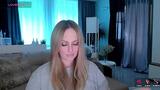 Snapshot of Libby_Nora chatting on February 21, 2025, 12:39 pm Libby Nora online show from February 21, 2025, 12:39 pm